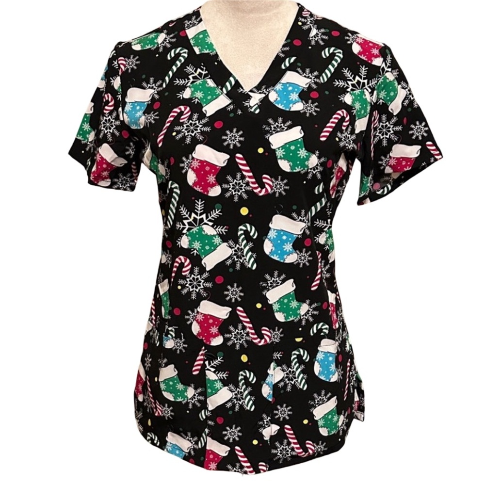 Holiday  🎄 Christmas Print Women's Short Sleeve Scrub Top